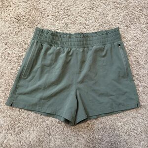 Old Navy Stretch tech shorts